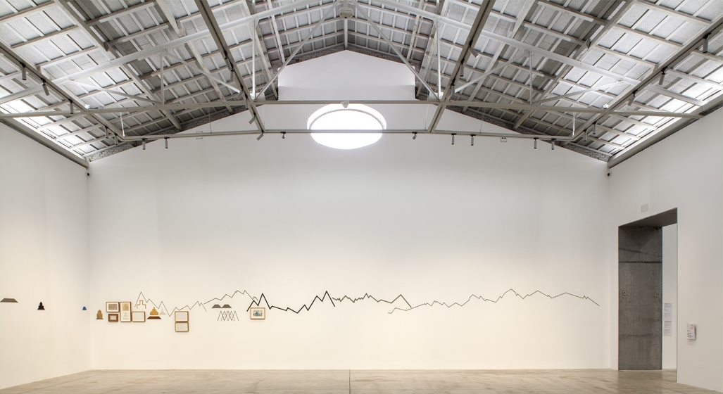 ILUMINACIÓN BOMBAS GENS CENTRE D’ART