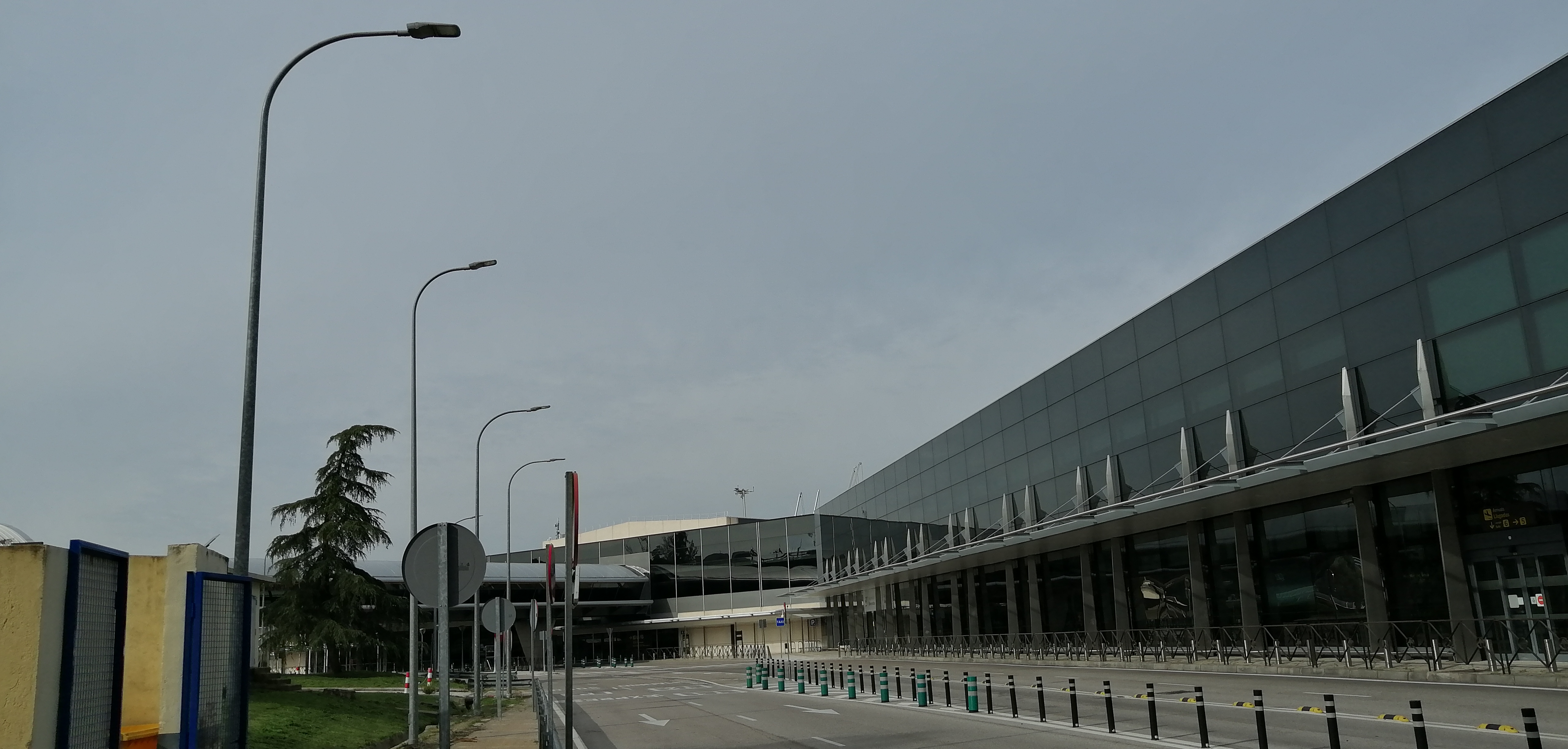 Iluminación exterior Aeropuerto Adolfo Suárez Madrid Barajas